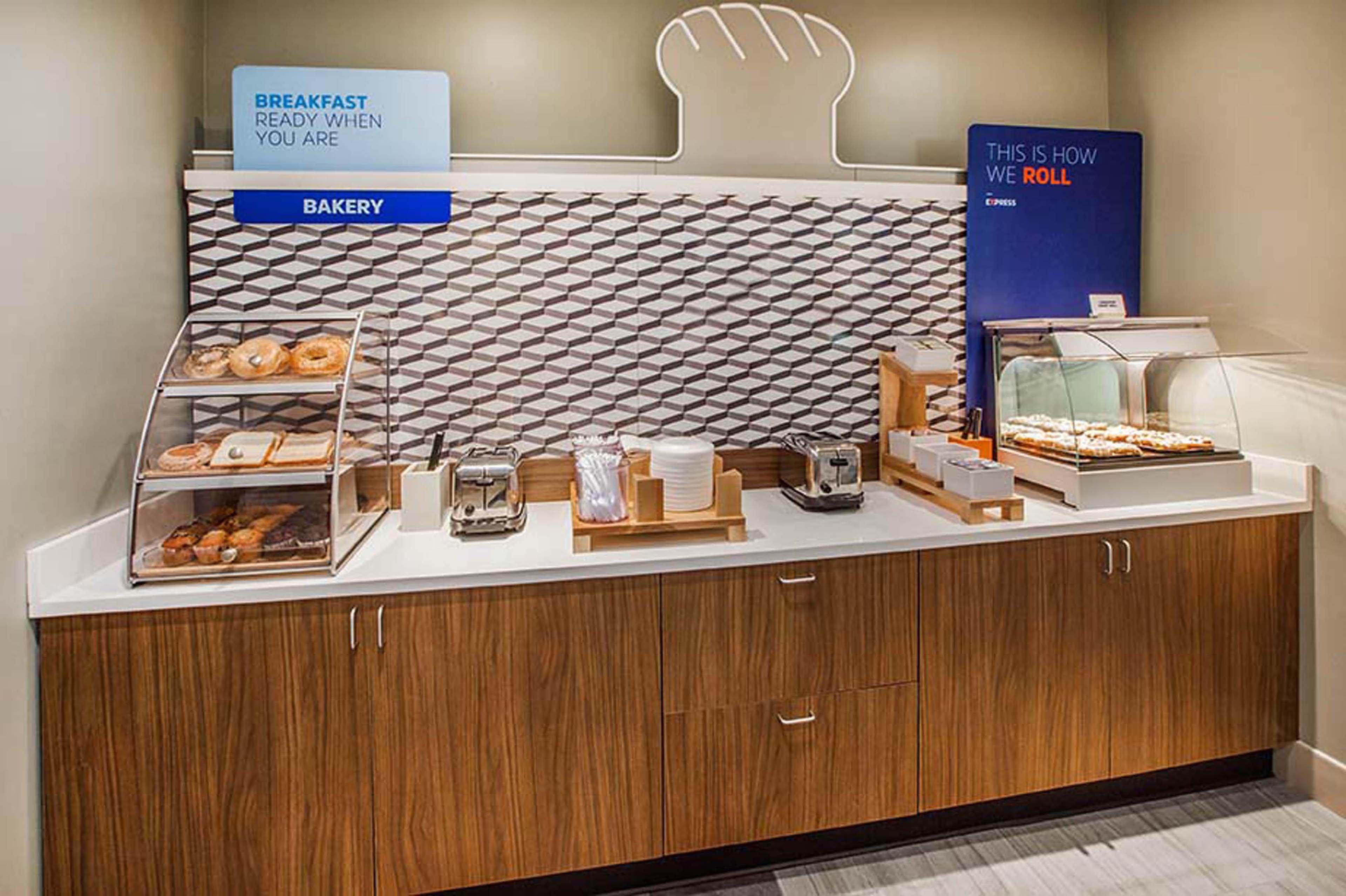 Holiday Inn Express & Suites Warner Robins North West By Ihg Εξωτερικό φωτογραφία